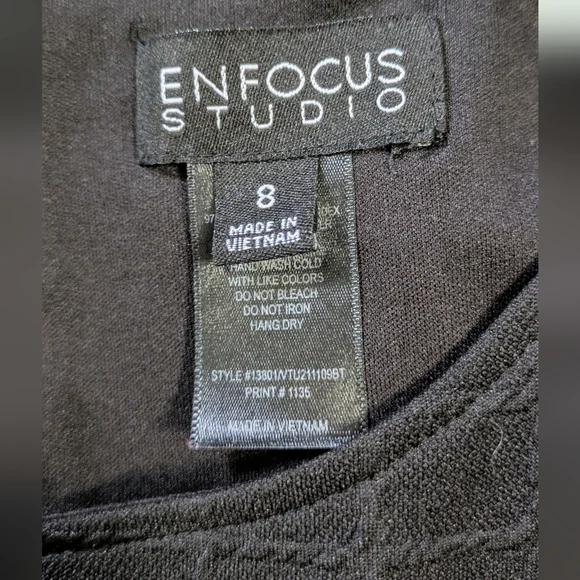 Enfocus Studio Elegant Black Textured Sleeveless Dress. Size 8. - Picture 2 of 9